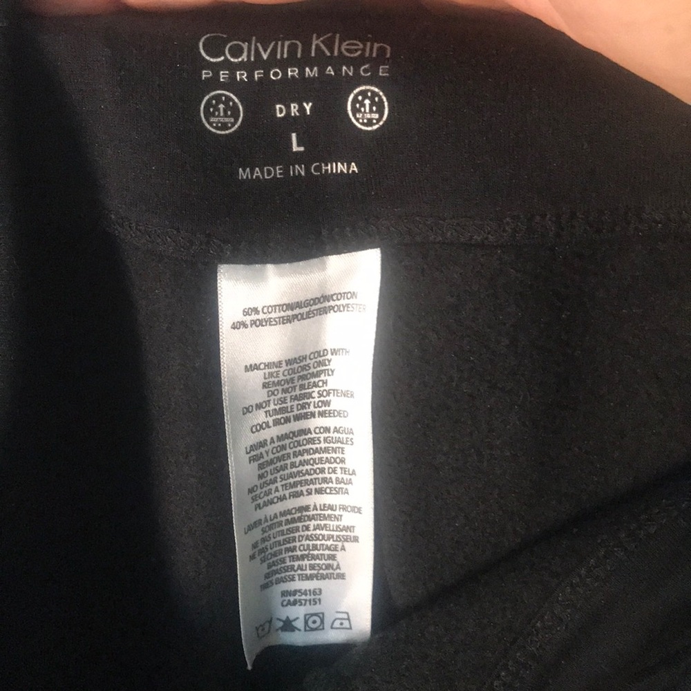 Calvin Klein performance line - Picture 2 of 3